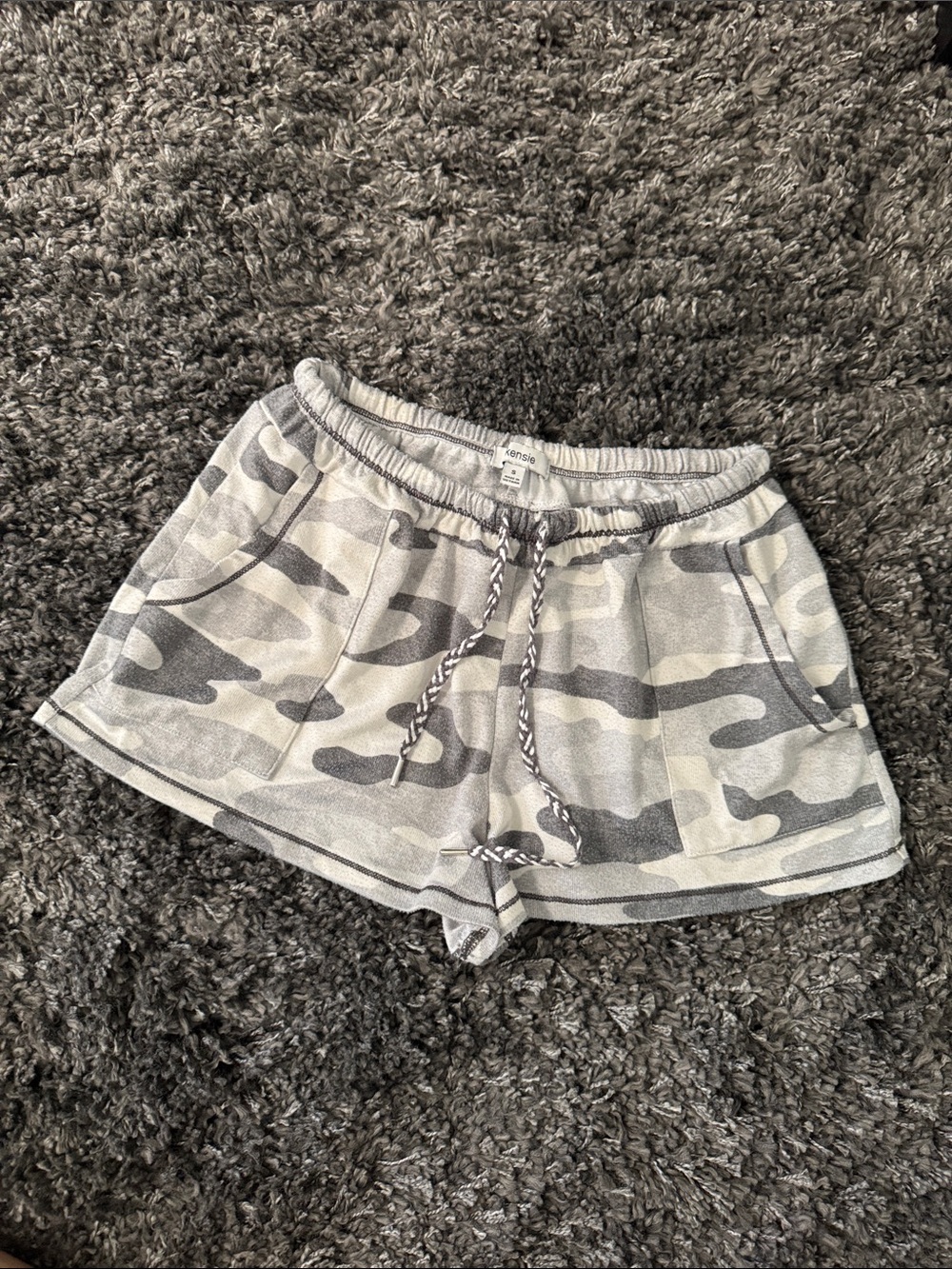 Kensie Gray Camo Sleep Shorts - Size Medium